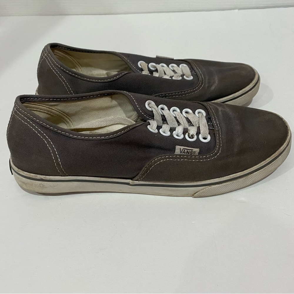 Vans Unisex Authentic Core Classics Casual Sneaker Shoe - gray, size M 5 W 6.5 - Picture 7 of 8